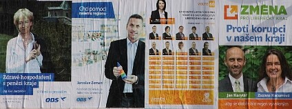 Reklamy politických stran usilujících o zvolení v krajských volbách 2012 v Libereckém kraji. Ilustrační foto: Jan Stejskal / Ekolist.cz Reklamy politických stran usilujících o zvolení v krajských volbách 2012 v Libereckém kraji. Ilustrační foto: Jan Stejskal / Ekolist.cz