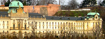 Strakova akademie - sídlo vlády Strakova akademie - sídlo vlády