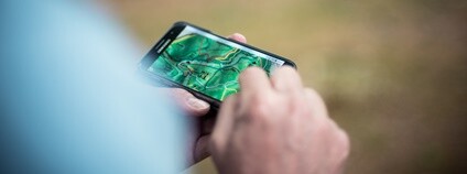 Mapa v mobilu Foto: Linda Söndergaard unsplash Mapa v mobilu Foto: Linda Söndergaard unsplash